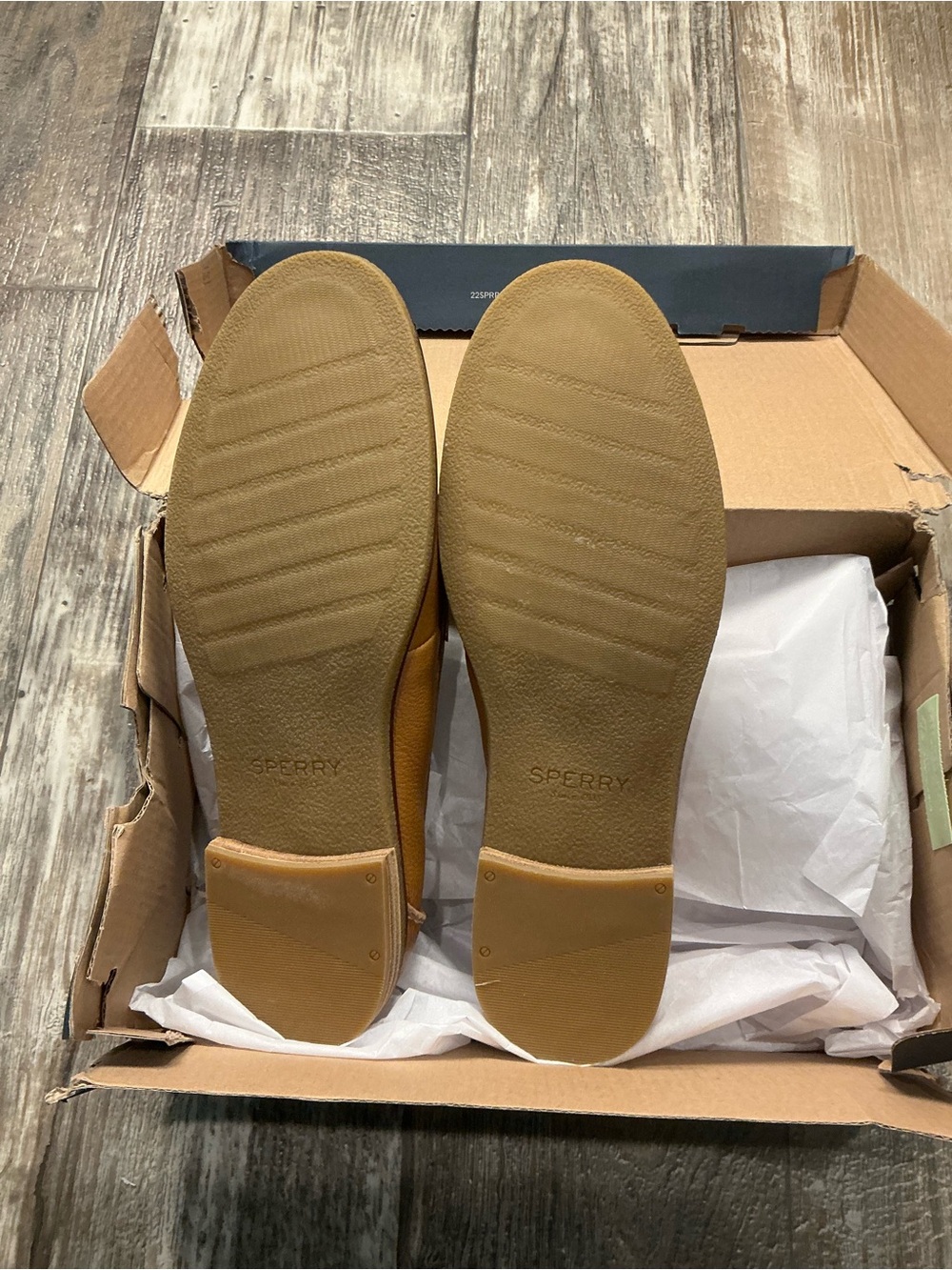 Sperry Women's Leather Penny Loafers in Tan Brown Size 8 - Picture 13 of 16